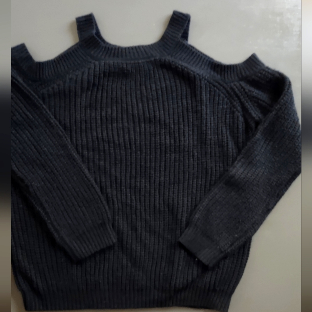 Cold Shoulder Black Knitted Sweater